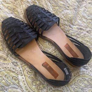 Rocket Dog closed toe sandals